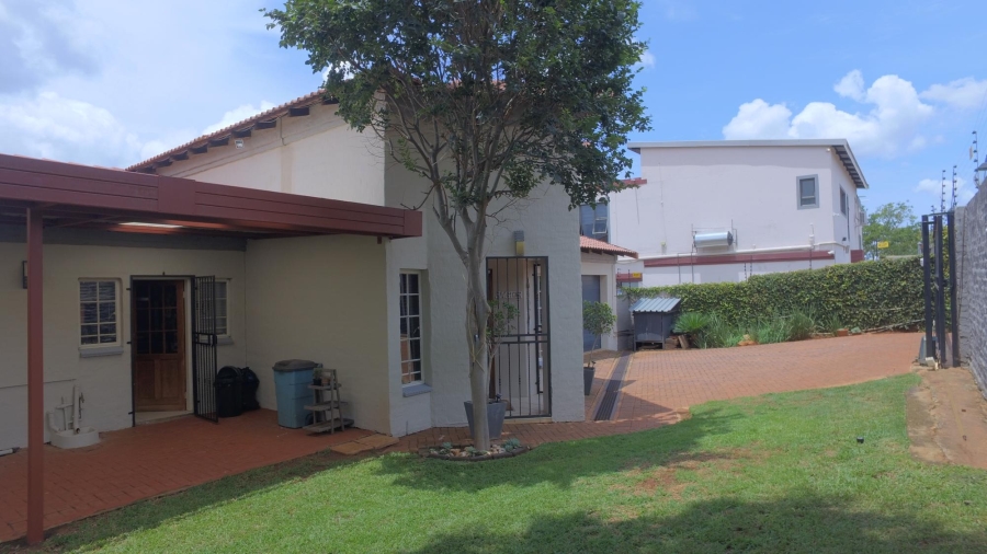 3 Bedroom Property for Sale in Safari Gardens North West